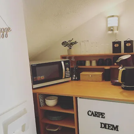 Bed & Breakfast Joy's *